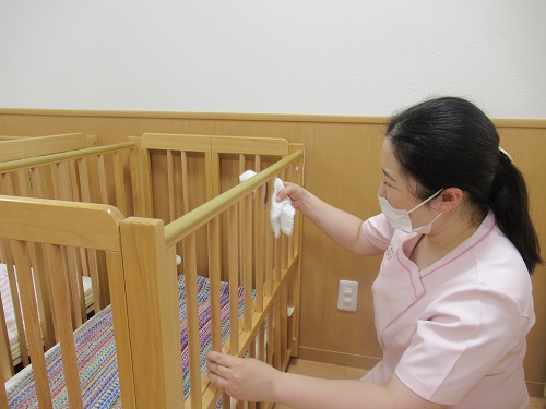 園におけるwithコロナの対応 ー消毒編ー 園からのお知らせ ねやがわくこの木保育園