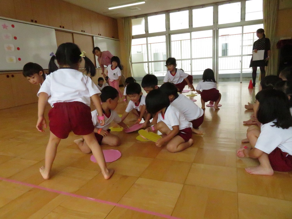 法人内公開保育vol 4 保育の根っこ きずなカフェ ねやがわくこの木保育園